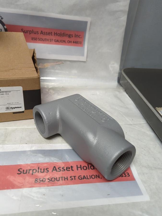 APPLETON,LB47-SA,ALUMINUM FM7 CONDUIT BODY 1-1/4 INCH TYPE L8 NOS
