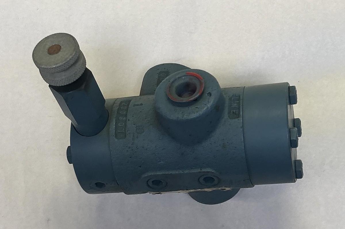 Used DYNEX,8821-03-3/8-LP,PRESSURE RELIEF VALVE