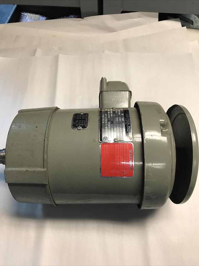 Used US Motor,Frame 145TCV,2 HP 230/460V  3450RPM Electric Pump Motor NOS