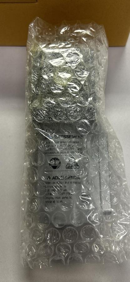 Used INGERSOLL RAND,L36221-110,LUBRICATOR NEW