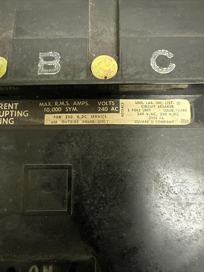 Used Square D,FA32100,3 Pole 100 Amp 240/250VAC Circuit Breaker