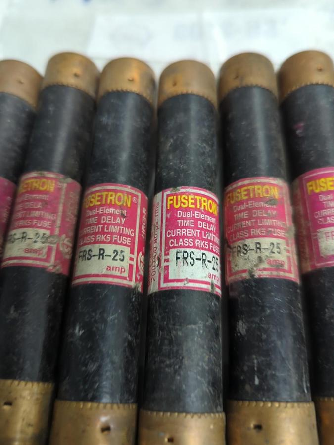 Used COOPER BUSSMANN,FRS-R-25,FUSETRON 25 AMP FUSE LOT OF 7 PRE-OWNED