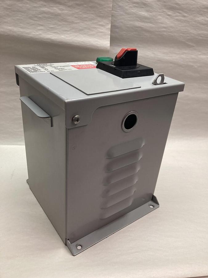 Used Daykin,MDGTB-07,Midget Transformer Disconnecty Enclosure 480V 1.1A