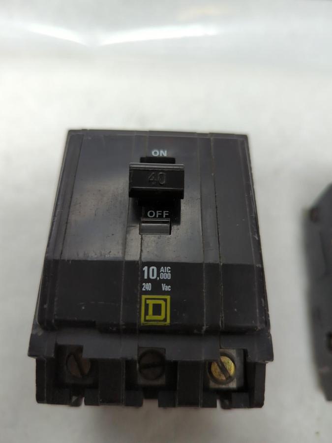 Used SQUARE D,QOB340,CIRCUIT BREAKER 40 AMP 3-POLE LOT OF 2 PRE-OWNED