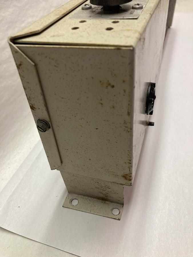 Used Singer,7150,1-Phase Industrial Heater Element 0.5KW 120Vac 4.2A 60Hz