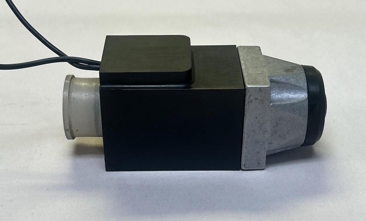 Used REXROTH,WU35-0-A,SOLENOID VALVE COIL 120V 46VA