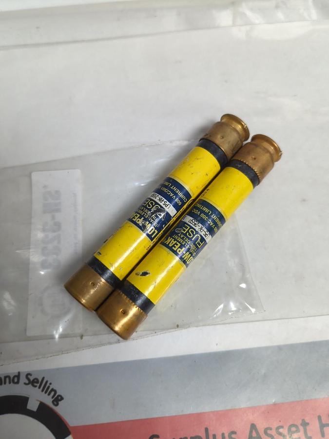 Used COOPER BUSSMANN,LPS-RK-25SP,LOW-PEAK 25 AMP FUSE LOT OF 2 PRE-OWNED