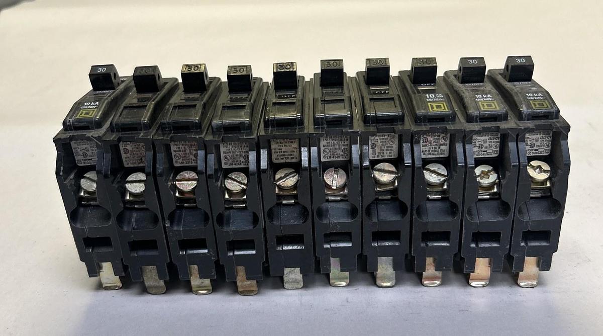 Used SQUARE D,QO130,CIRCUIT BREAKER 30A 120/240V 1P LOT OF 10