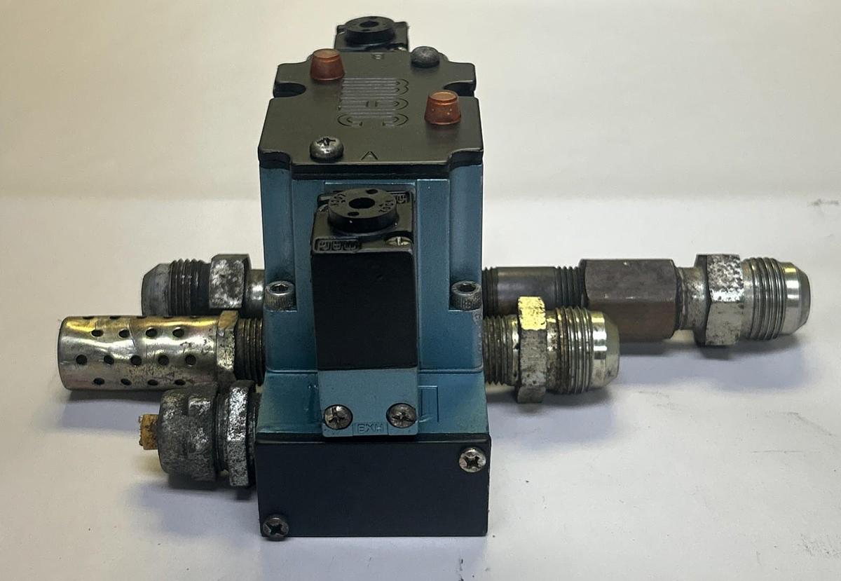 Used MAC VALVES,6333D-611-PM-111DA,SOLENOID VALVE