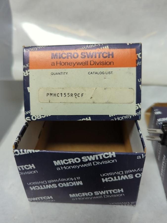 HONEYWELL,PMHC155R9CF,PUSHBUTTON KIT NOS