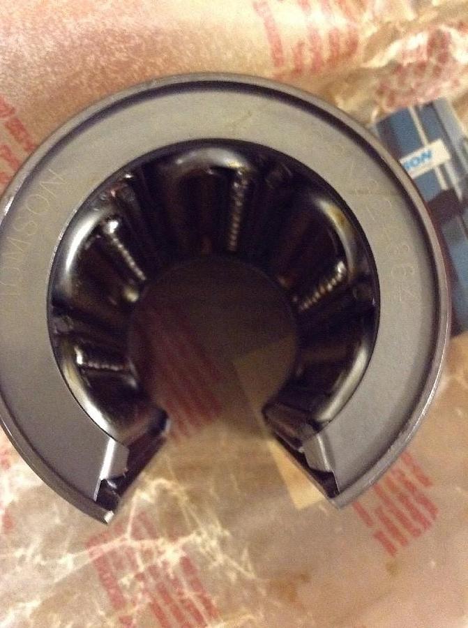 Thomson,OPN324864,Ball Bushing Linear Bearing  NOS