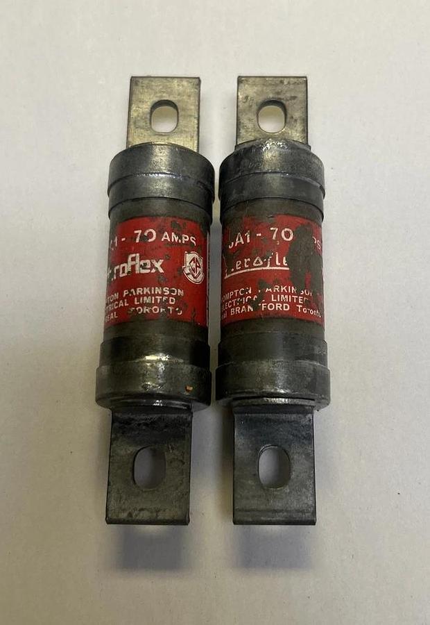 Used CROMPTON PARKINSONS,JA1-70,FUSE 70A 600V LOT OF 2