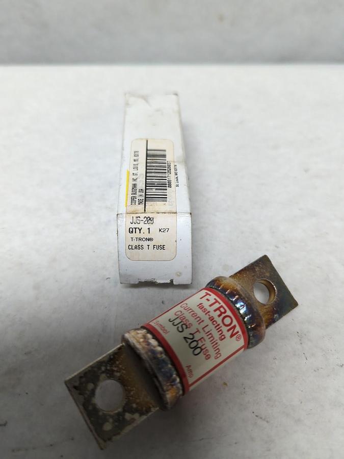 COOPER BUSSMANN,JJS-200,FAST-ACTING 200 AMP FUSE NOS