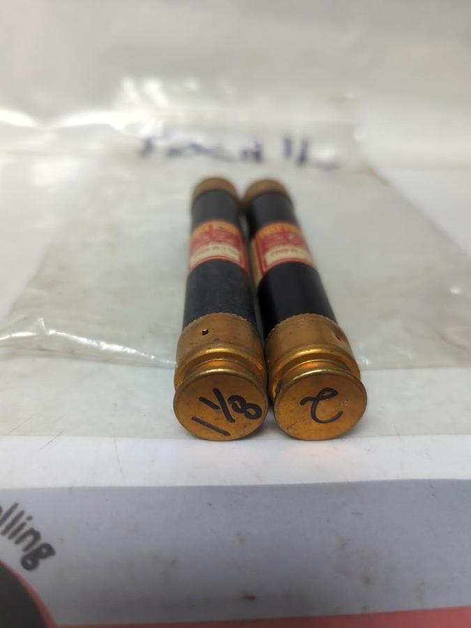 Used COOPER BUSSMANN,FRS-R-1-1/8,FUSETRON 1-1/8 AMP FUSE LOT OF 2 PRE-OWNED