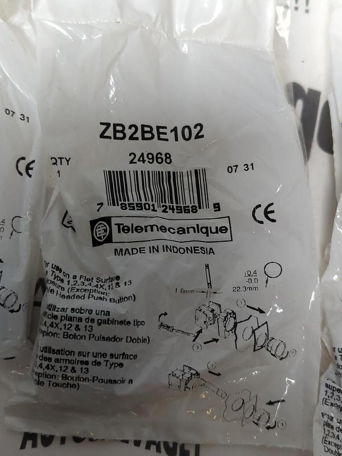 TELEMECANIQUE,ZB2BE102,CONTACT BLOCK LOT OF 9