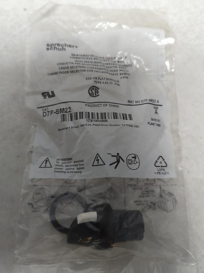 SPRECHER+SCHUH,D7P-SM22,MAINTAINED SELECTOR SWITCH BLACK NEW