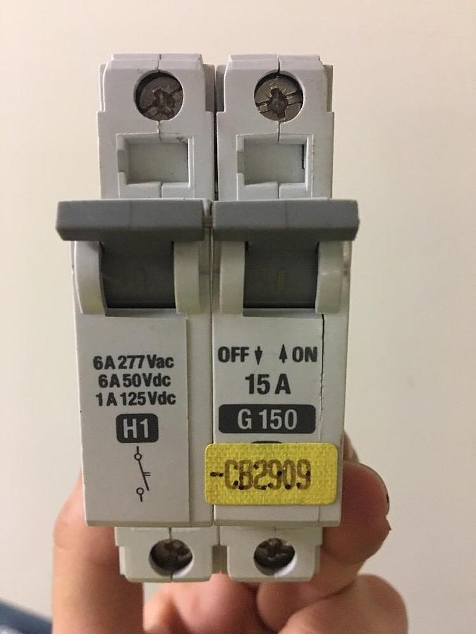 Allen Bradley,1492-ACB 1492-CB1,Series B H1 15A G150 CIRCUIT BREAKER Lot Of 2