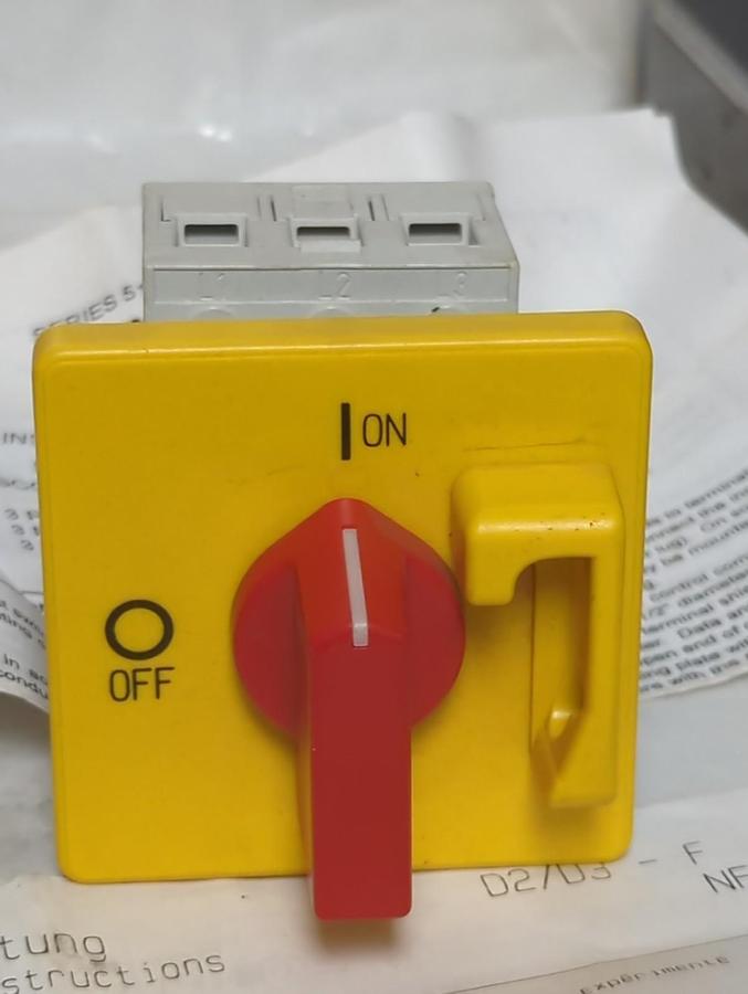 TPI CORPORATION,DCS403/5100,ACCESSORY DISCONNECT SWITCH NOS