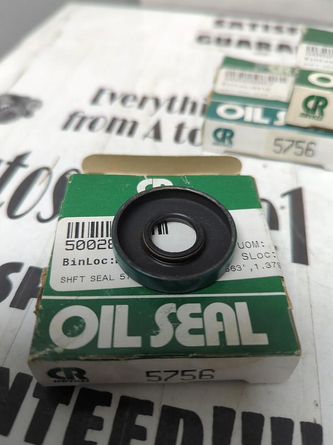 CHICAGO RAWHIDE,5756,OIL SEALS 0.563 IN X 1.379 IN LOT OF 4 NOS