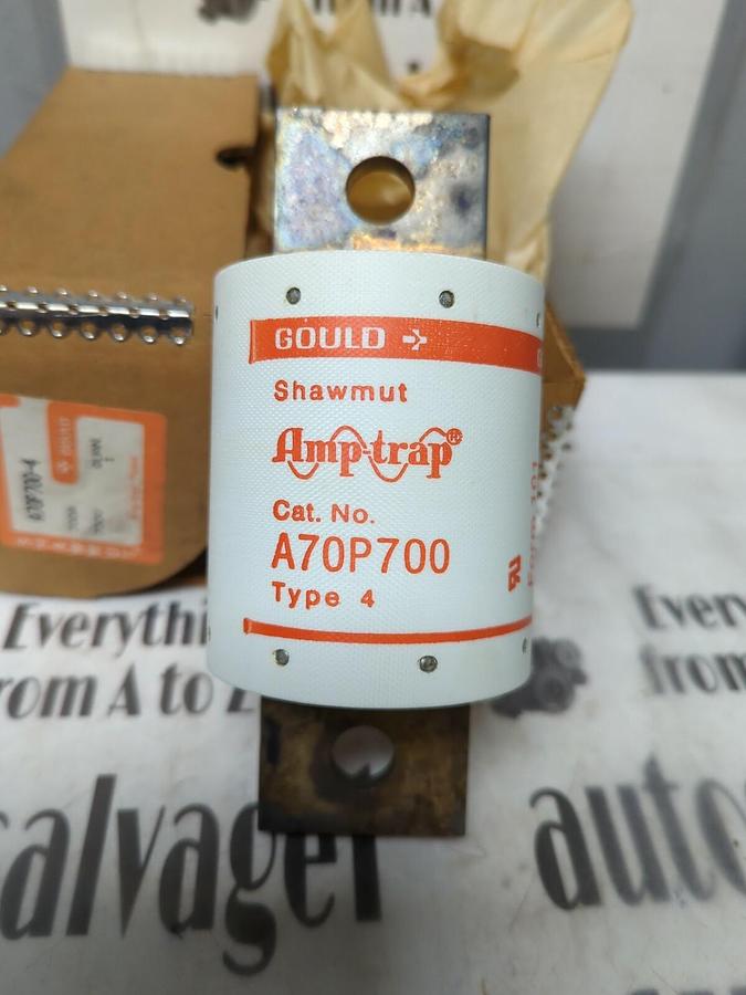 GOULD SHAWMUT,A70P700-4,AMP-TRAP FUSE NOS