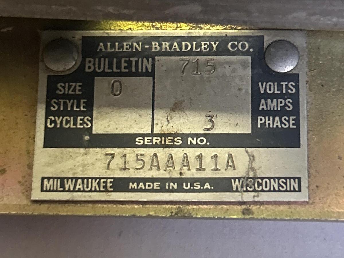 Used ALLEN BRADLEY,715AAA11A,CONTACTOR SIZE 0