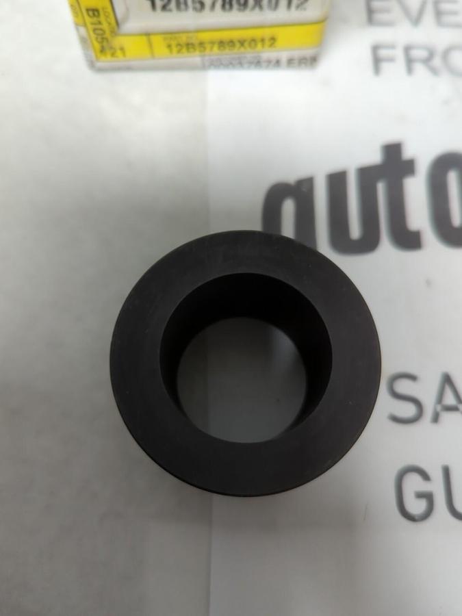 FISHER,12B5789X012,BUSHING NOS