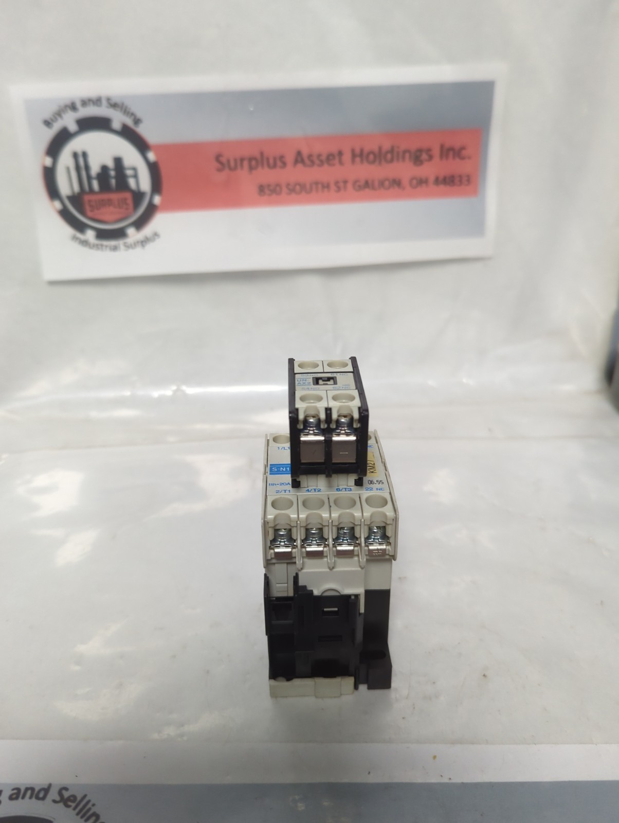 Used MITSUBISHI,S-N11,CONTACTOR WITH UN-AX2 AUXILIARY PRE-OWNED
