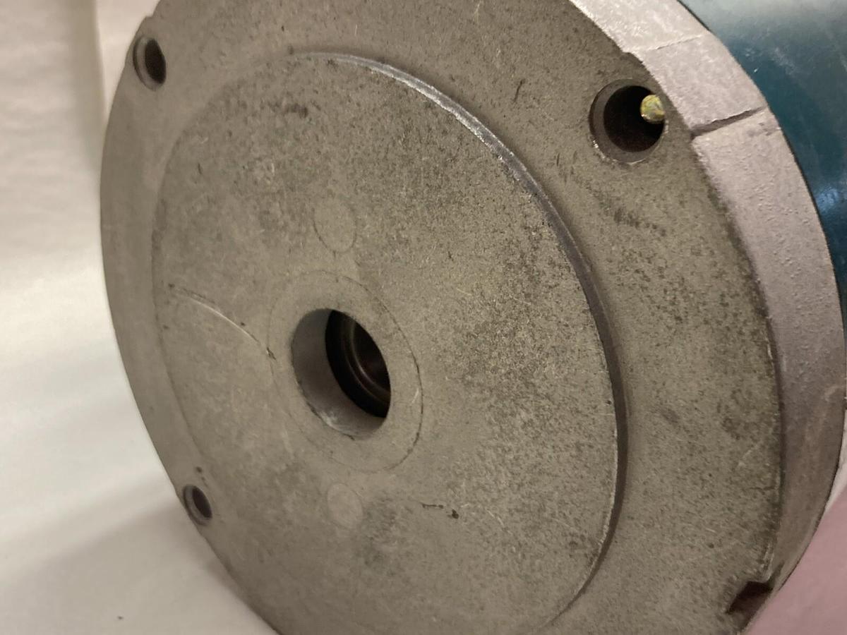 Used Reliance,P56H3883S,Motor 3/4HP 1725RPM 3PH FC56P