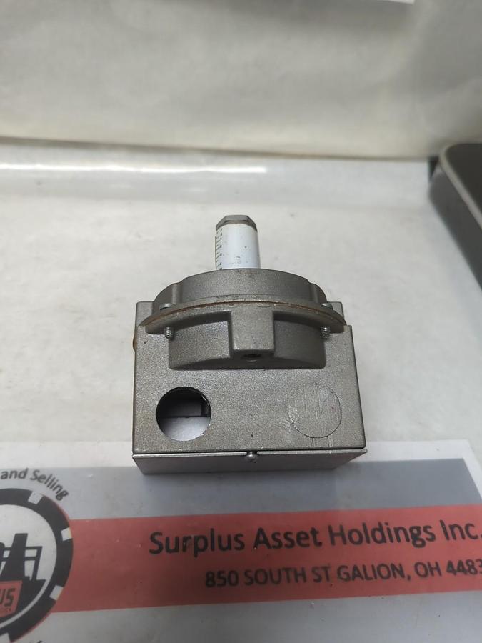 Used ANTUNES CONTROLS,JD-2,GREY SPRING AIR PRESSURE FLOW SWITCH PRE-OWNED