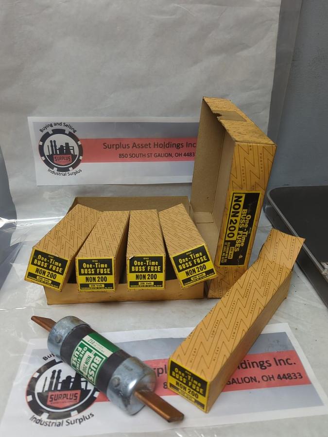 COOPER BUSSMANN,NON-200,ONE-TIME 200 AMP FUSE 5 PACK NOS