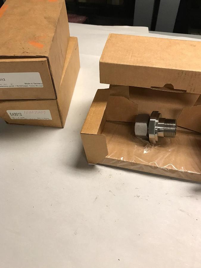 Used IFM,E43012,Mounting Adapter lot of 3