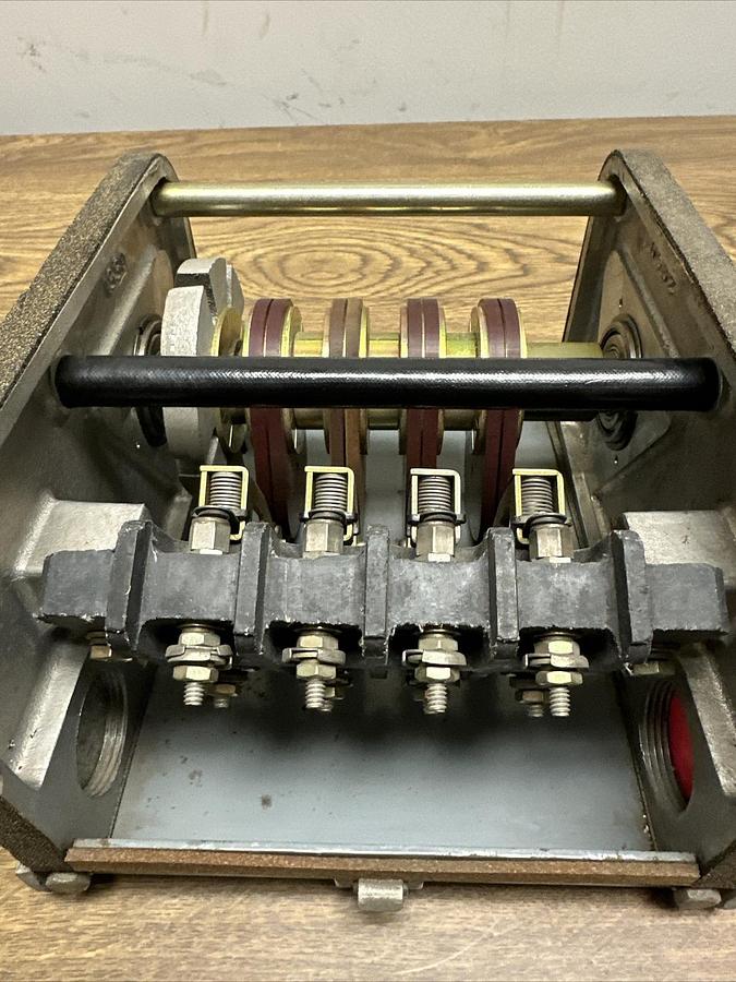 Square D,9008 RW-104,Rotating Cam Switch