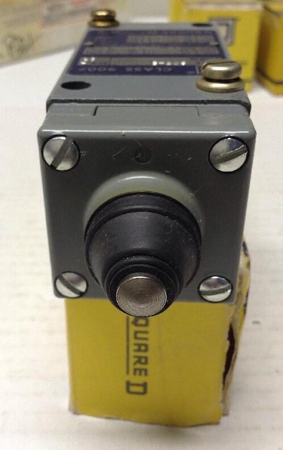 Square D,9007B054E,Heavy Duty Limit Switch Series A