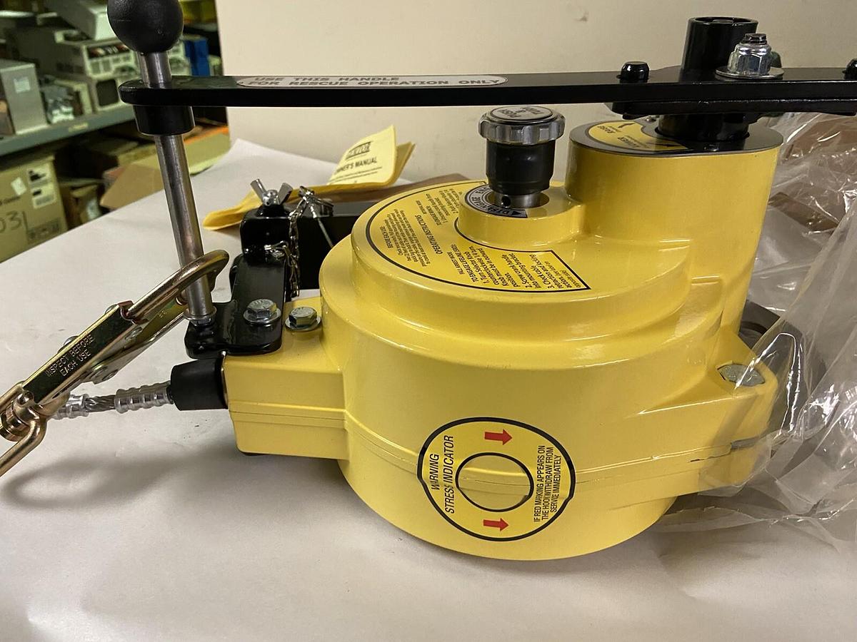 Used GEMTOR,RS3-50,Retrieval Winch 3/16 INCH 50Ft Cable Max 310Lbs