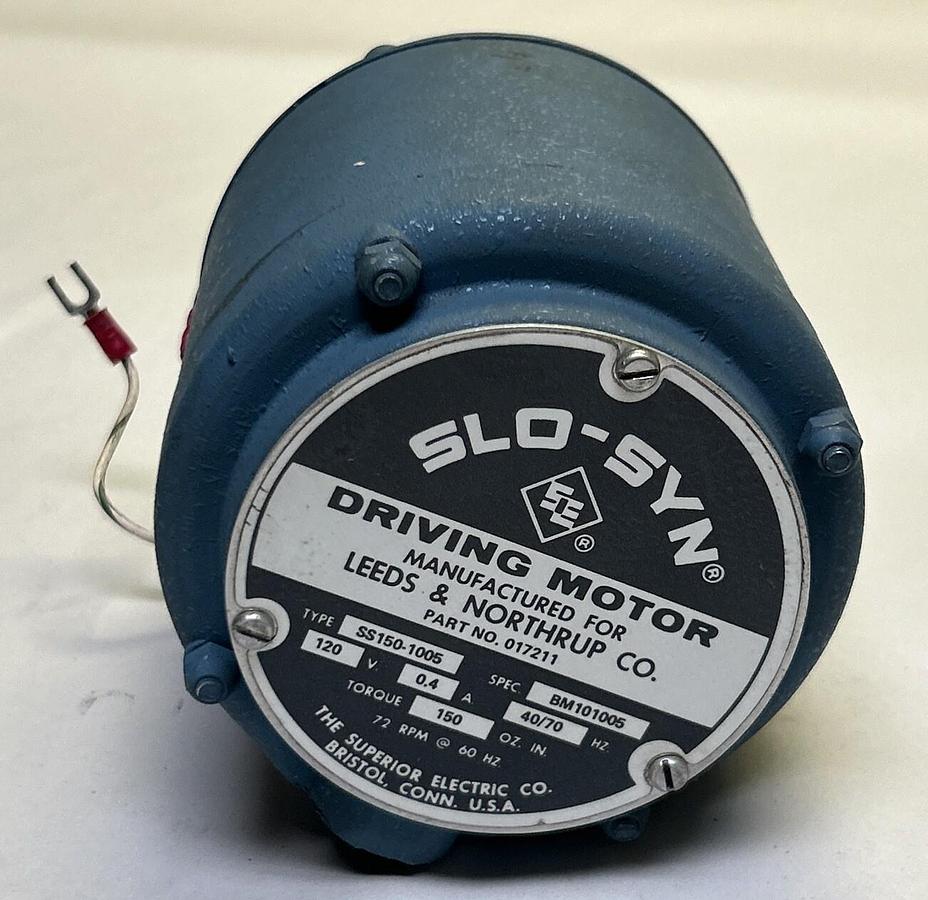 Used SLO-SYN,017211,DRIVING MOTOR 120V .4A 150 TORQUE 72RPM