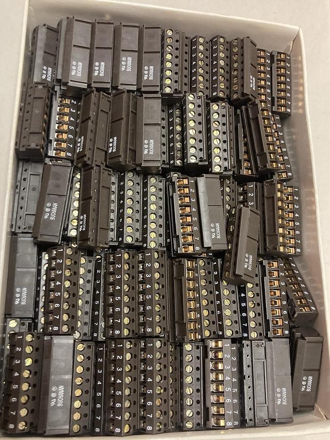 Buchanan,SSB4P08S11,8-Hole Terminal Strip BOX OF 200