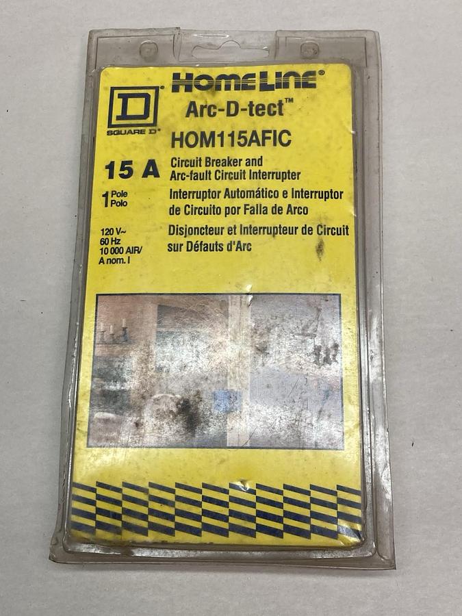 Used Square D,HOM115AFIC,Single Pole Circuit Breaker 15A 120V 60Hz