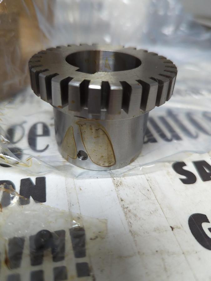 FALK,0704601,1030T HUB 1.375 INCH BORE 5/16 IN X5/32 IN KW NOS