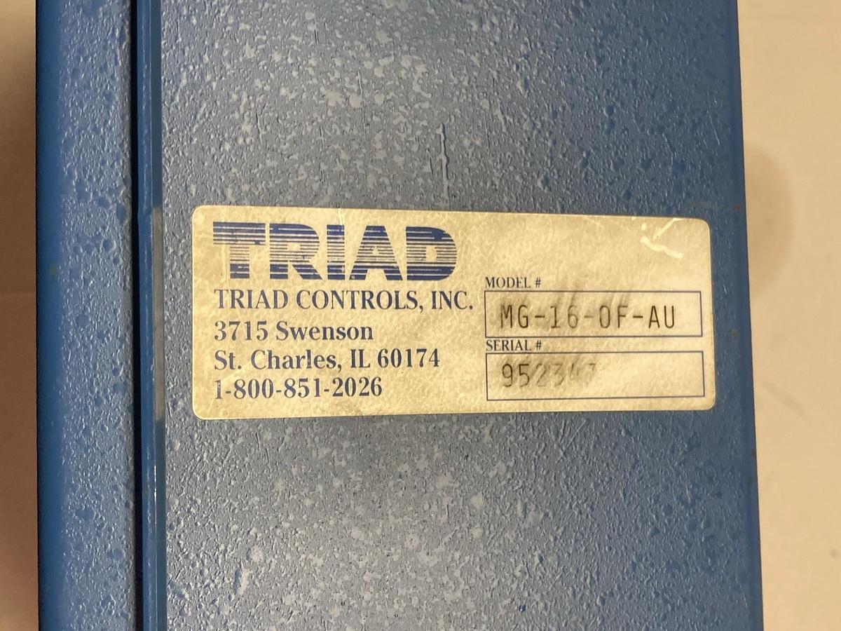 Used Triad Controls Inc. Microguard,MG-16-0F-AU,Emitter Receiver Control