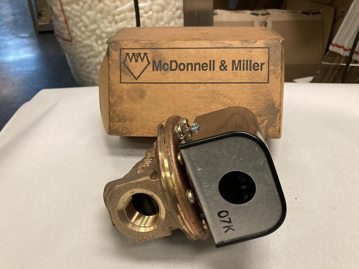 Mcdonnell & Miller,FS6-3/4,Snap Switch Flow Switch 3/4Inch NPT