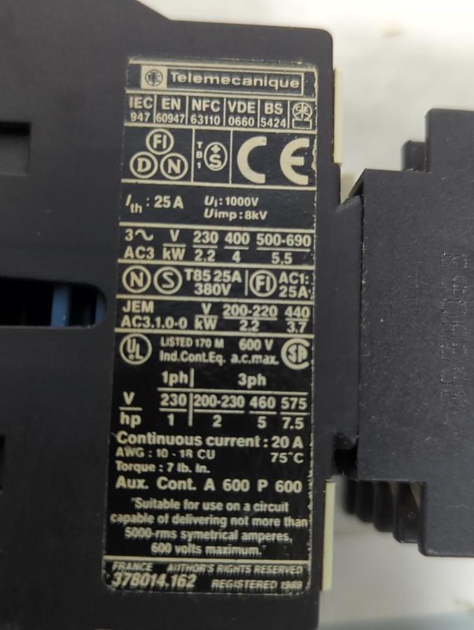 Used TELEMECANIQUE,T85 25A,CONTACTOR W/ LA1 DN 31 AUX CONTACT PRE-OWNED