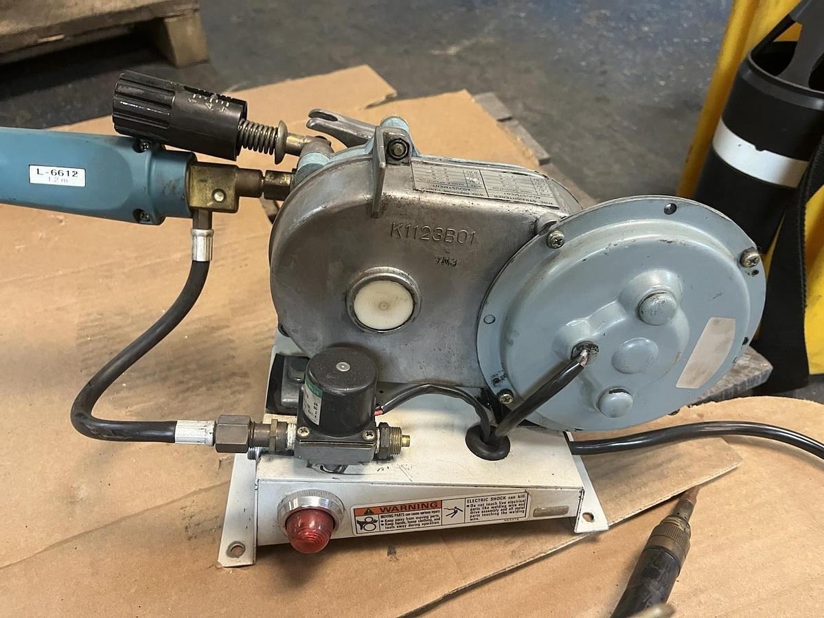 Used Daihen,K1123B01,Robotic Welder Motor Wire Feeder with L-6612 Gun
