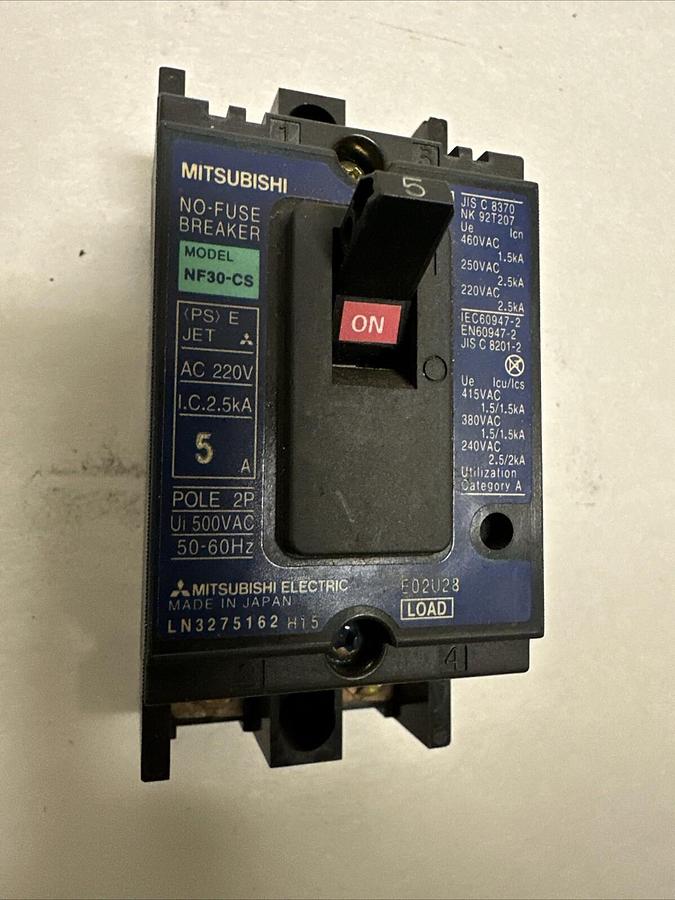 Used Mitsubishi,NF30-CS,2 Pole 5 Amp No Fuse Circuit Breaker