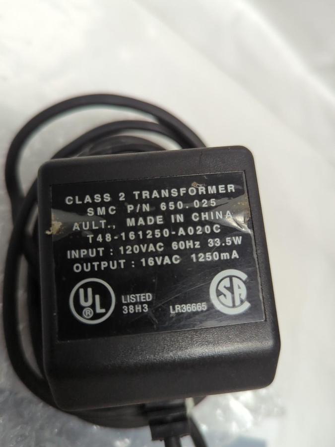 Used SMC,650-025,CLASS 2 TRANSFORMER IN/120VAC-60HZ-33.5W OUT/16VAC-1250mA USED