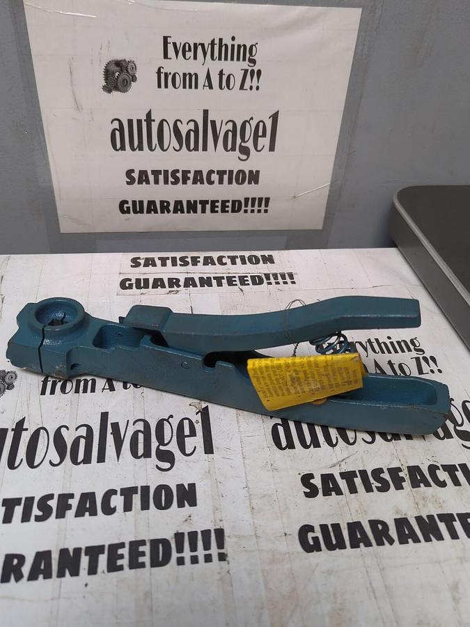 DEZURIK,9333695,4 INCH CONTROL LEVER HANDLE NOS