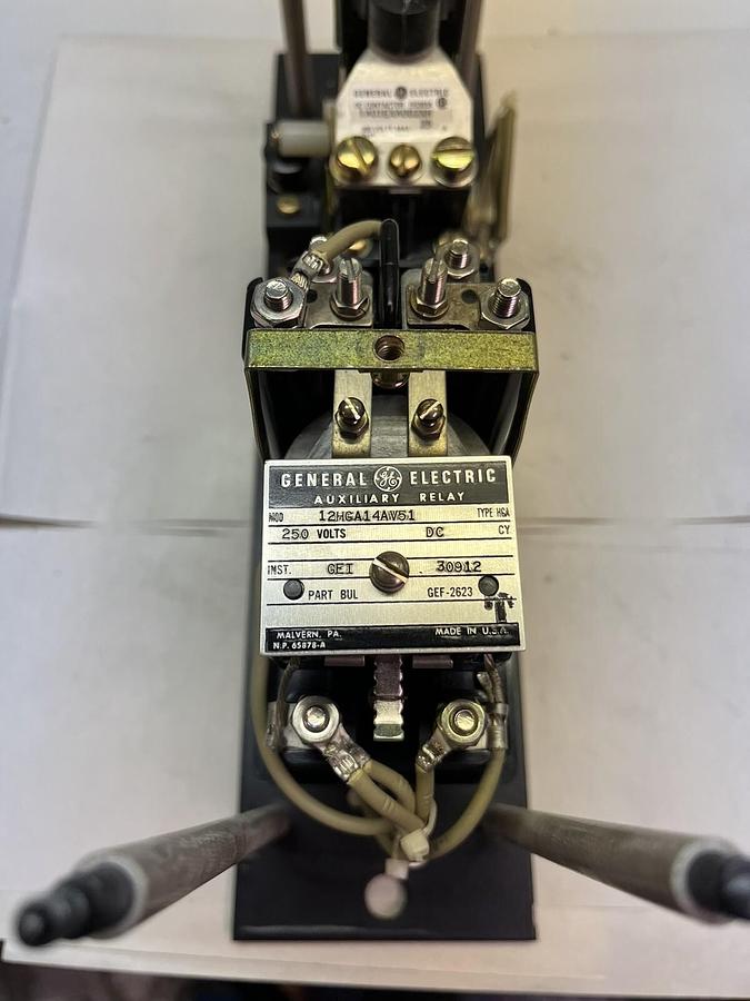 GE,0269A3239-G5302,DC RELAY 1A01EXA002XH CONTACTOR 250VDC 25 AMP