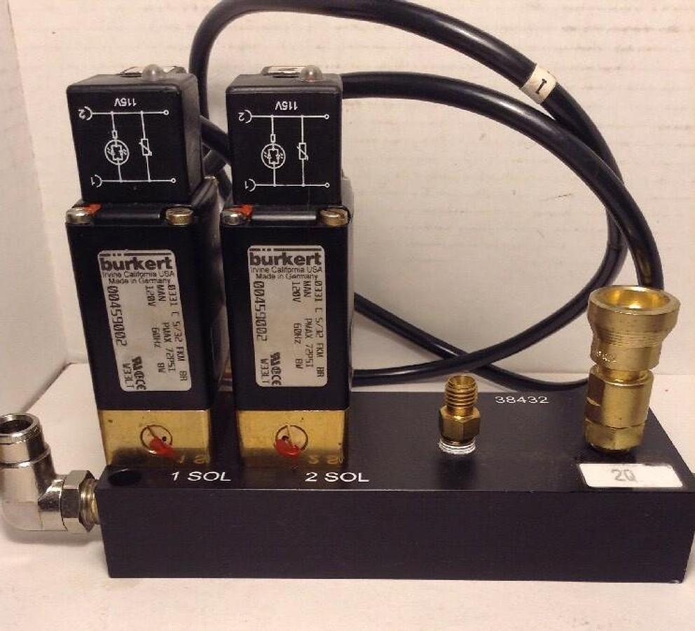 Used Burkert,00459002 0331 C 5/32 FKM BR MAN 72, Solenoid Valves on block w/ wiring