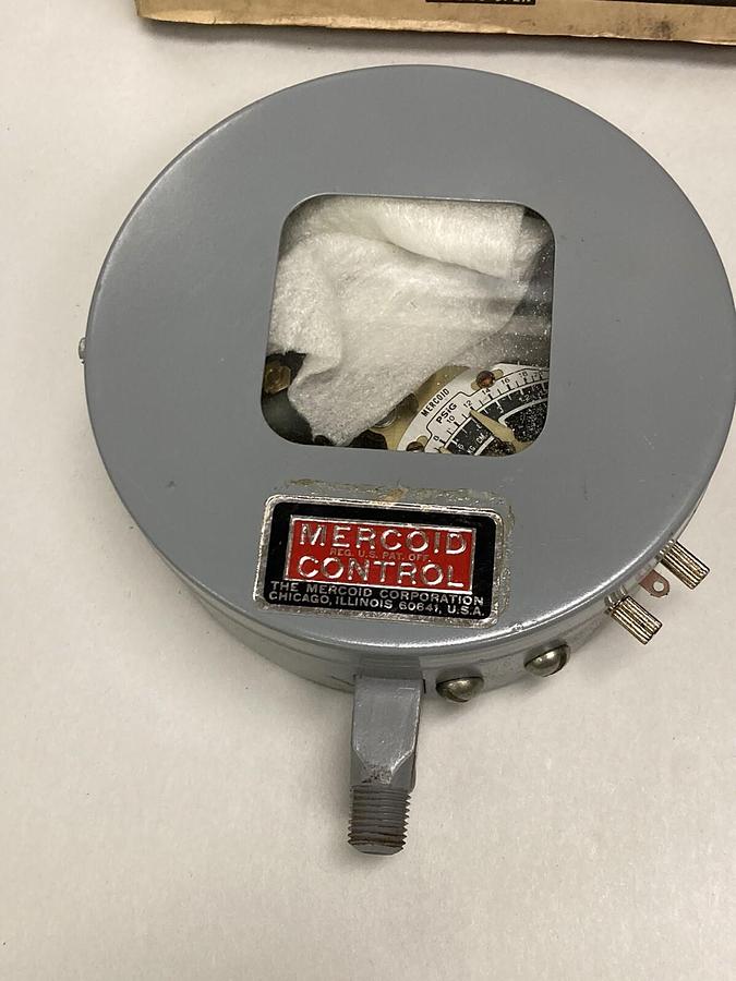 Used Mercoid,DA-31-2-3A,Differential Pressure Switch