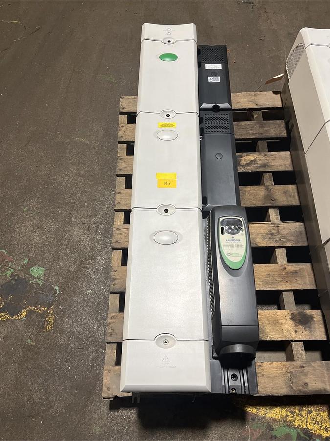 Used CONTROL TECHNIQUE,SK6401,VFD VARIABLE FREQUENCY AC DRIVE 480V 3PH 150HP 205AMPS