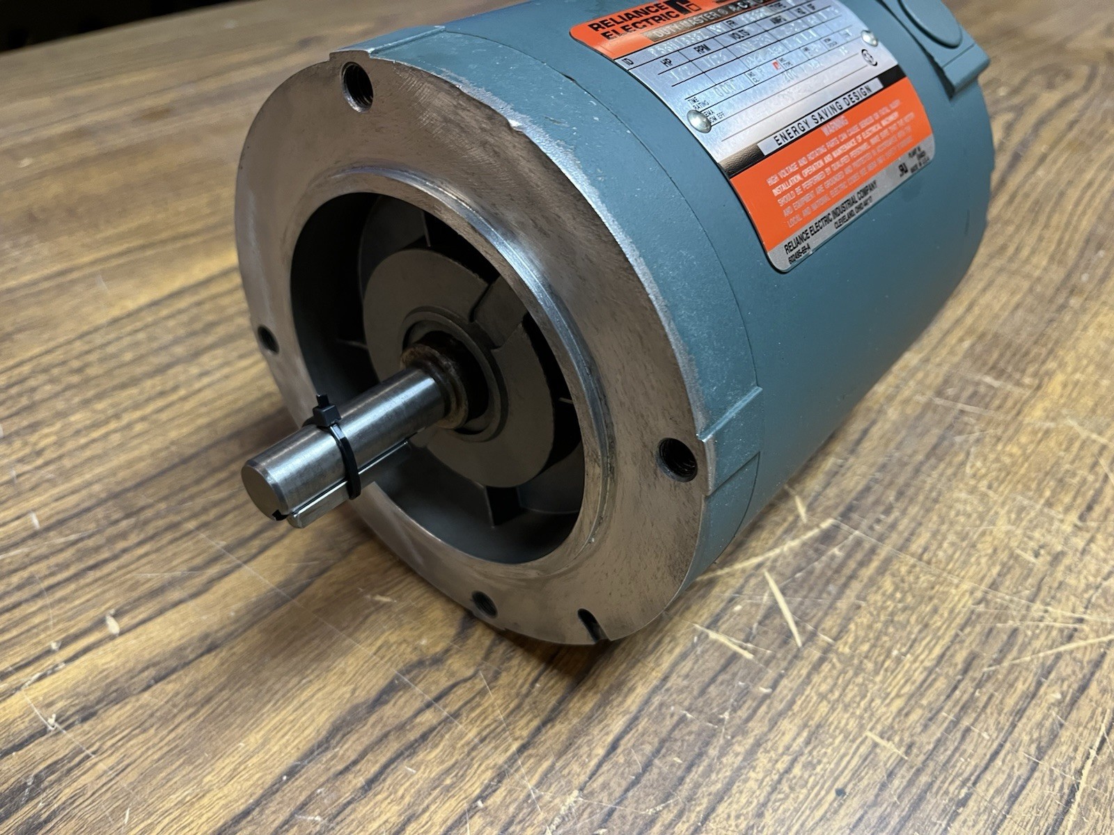 RELIANCE,P56H1338Z,AC MOTOR 1/2HP 3PH 1725RPM FR56C